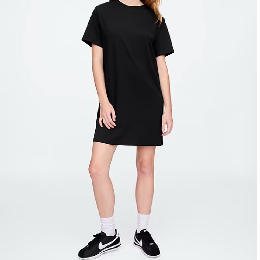 Old Navy T Shirt Dress - Black, Small
